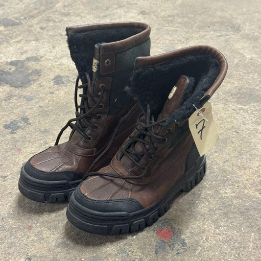 Vintage UGG Brown Leather Winter Snow Boots Shearling 7