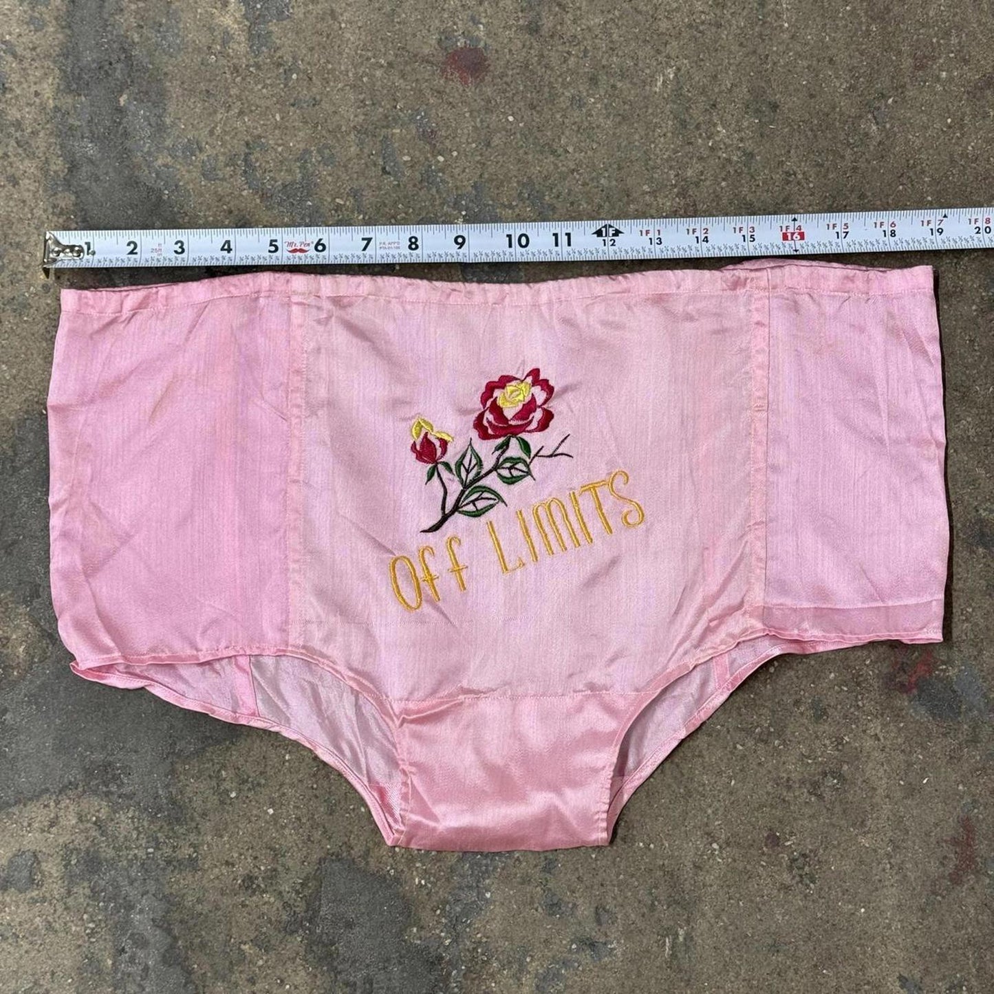 1940s WWII Vintage Souvenir Embroidered Lingerie Pink