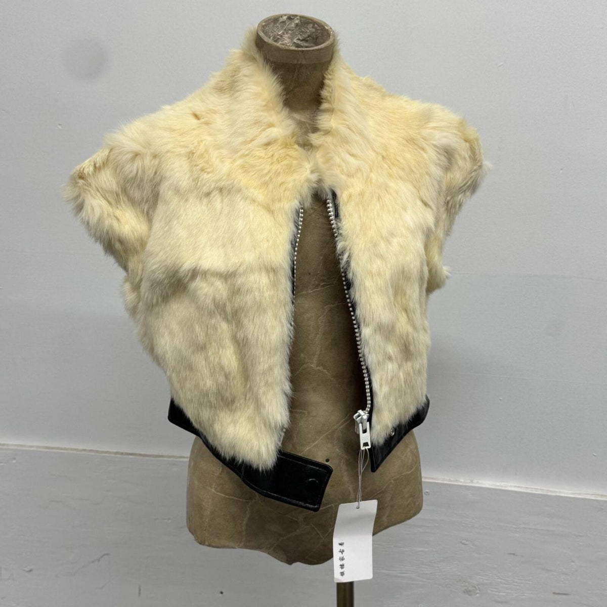 Vintage Rotiny Cream Rabbit Fur Cropped Vest