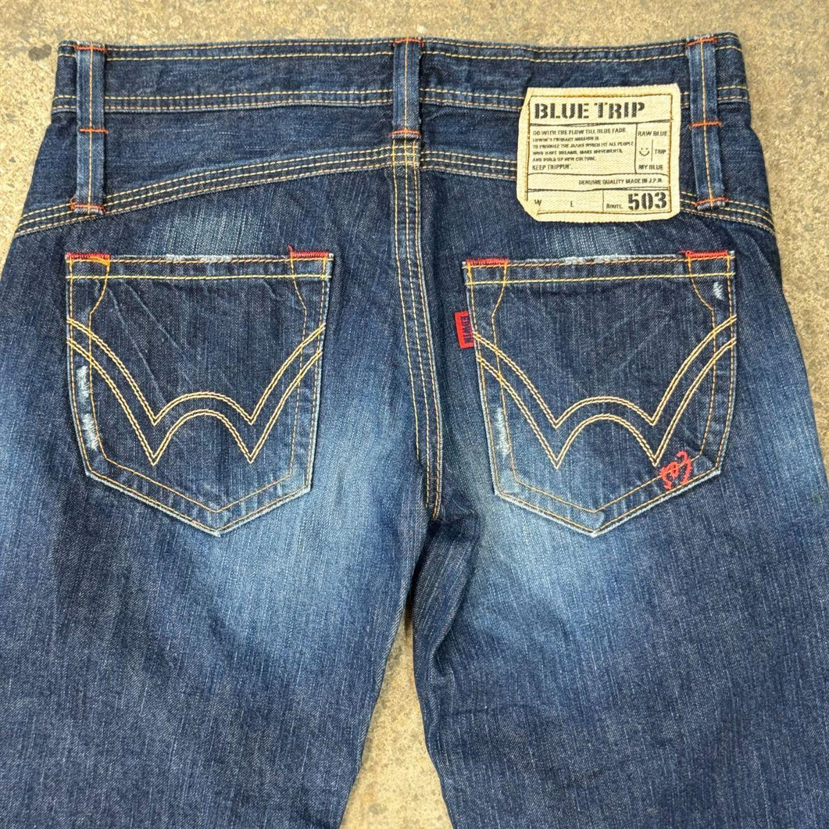 Vintage EDWIN Blue Trip 503 BT5551 Dark-Wash Flare Jeans