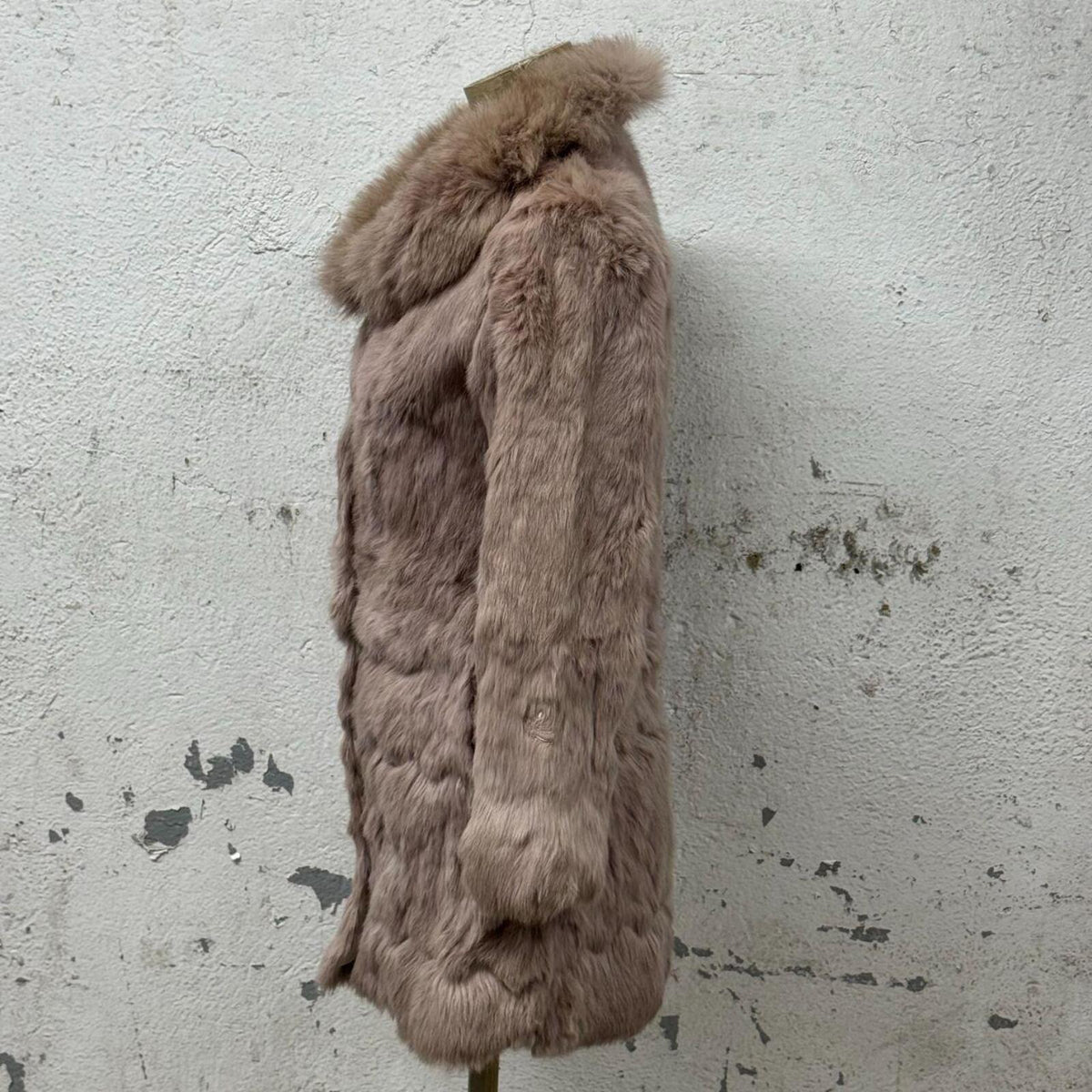 Vintage Mauve Rabbit Fur Coat with Fox Fur Collar