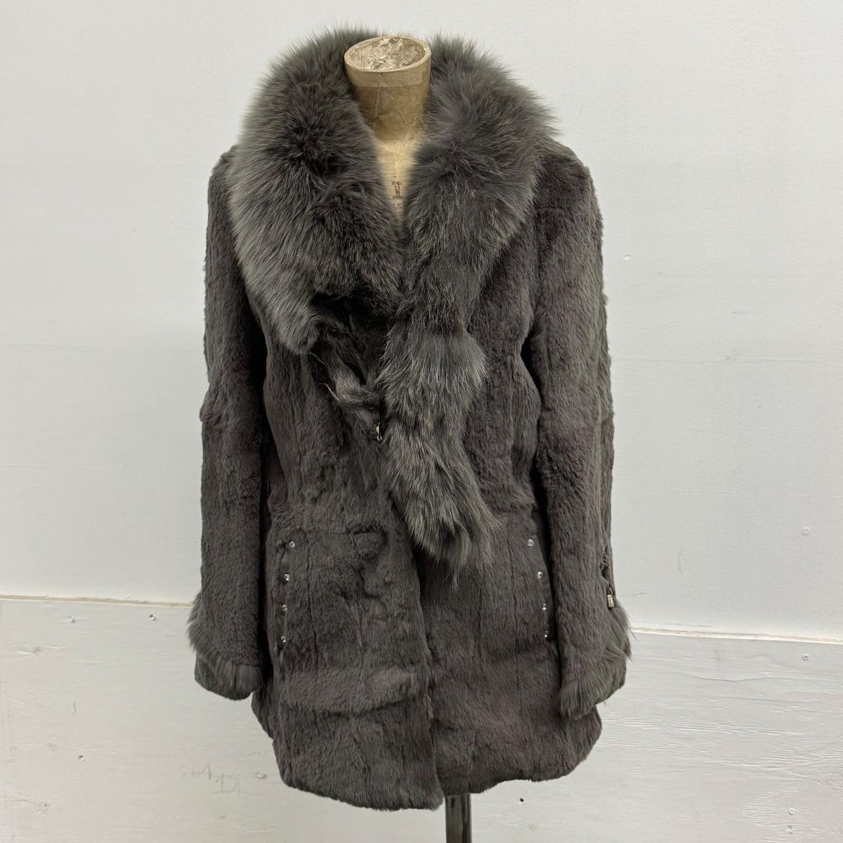 Vintage Y2K Grey Rabbit & Fox Fur Jacket Coat