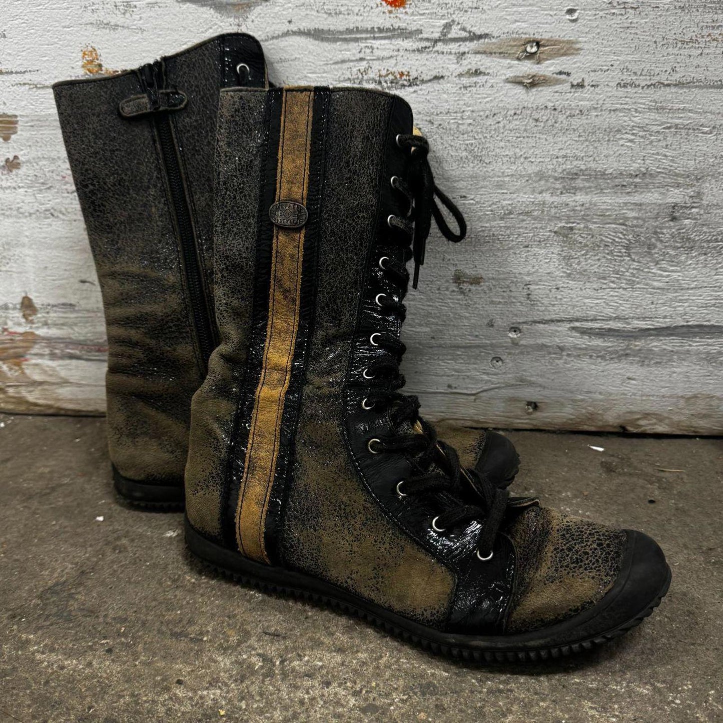 Vintage Distressed Boxing Style Boots