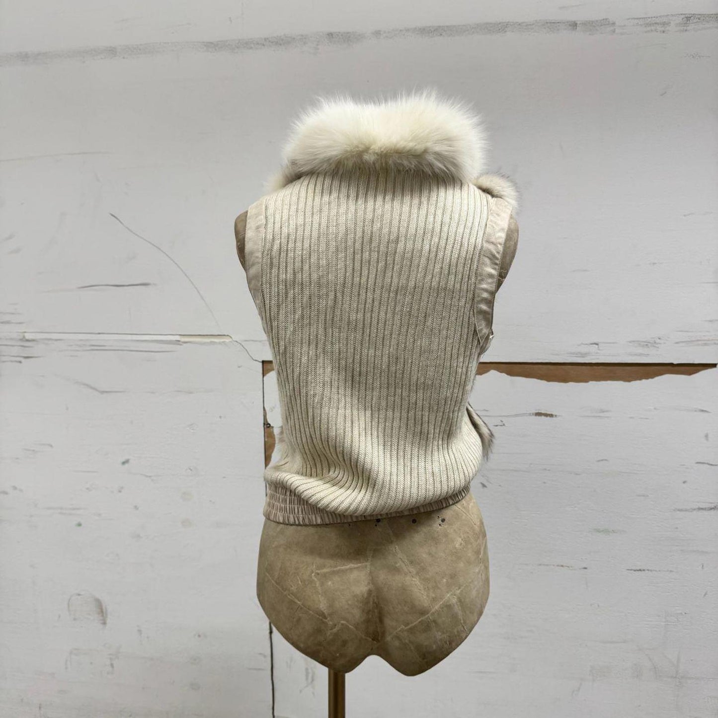 Vintage Y2K Fox Fur & Ribbed Knit Statement Vest