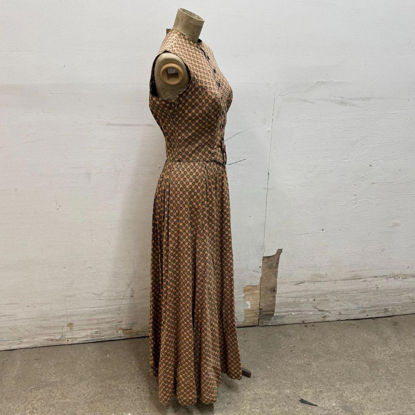 Vintage 1950s Studio-Made Tan Geometric Western Prairie Dress Movie Costume XS