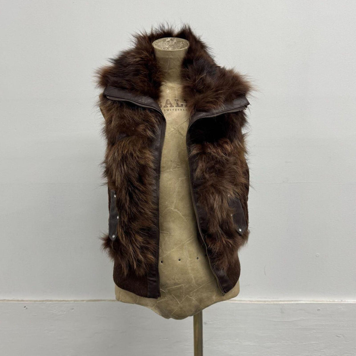 Vintage Y2K Chocolate Fox Fur & Leather Cable Knit Vest