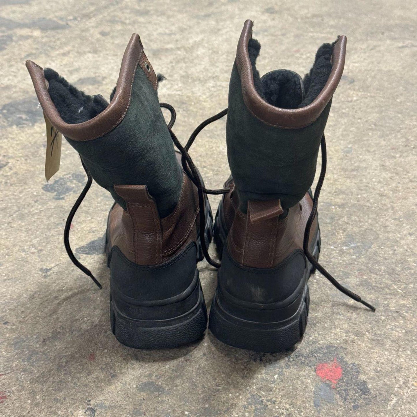 Vintage UGG Brown Leather Winter Snow Boots Shearling 7