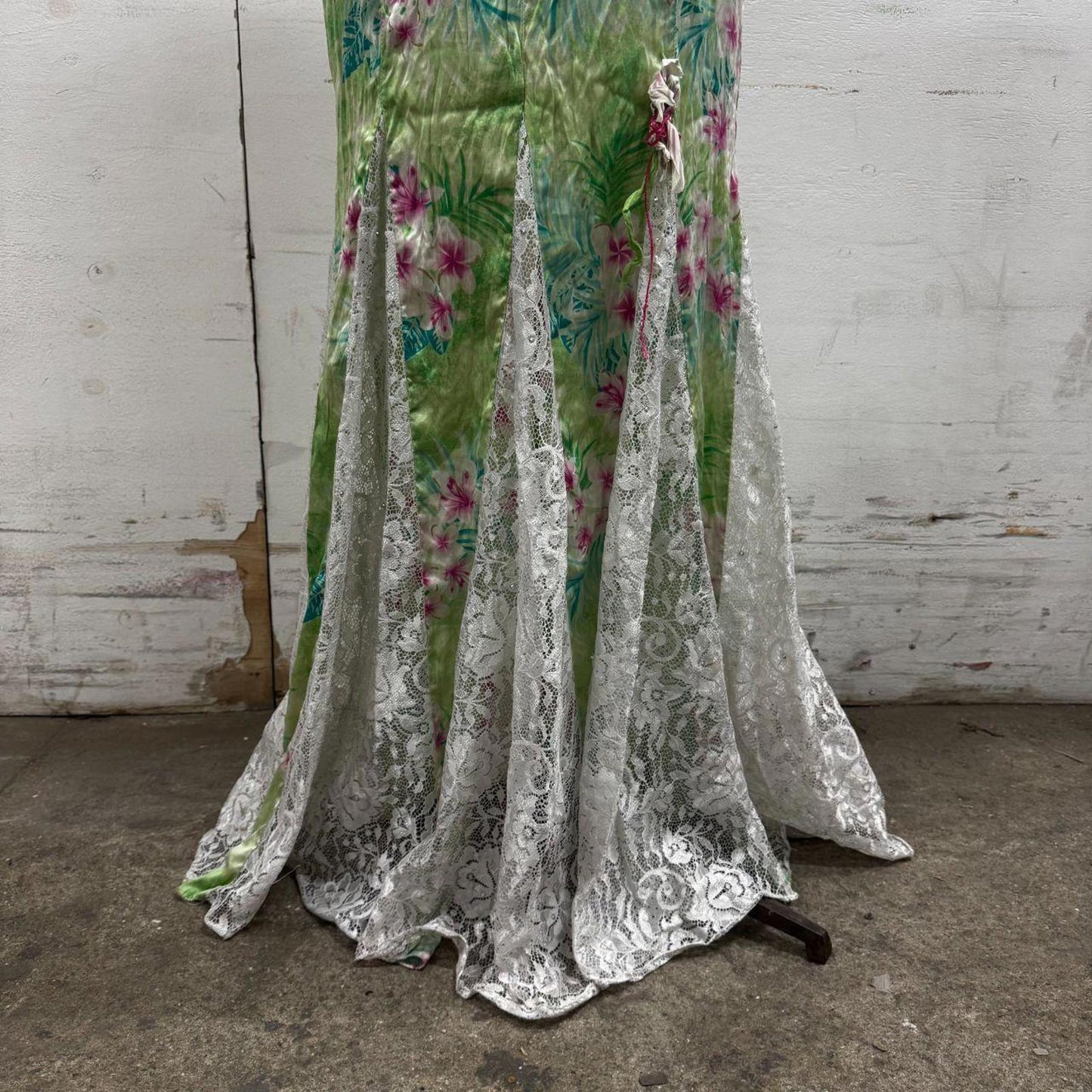 Y2k Vintage Glamour La Vie Monte-Carlo Silk &Lace Maxi Dress