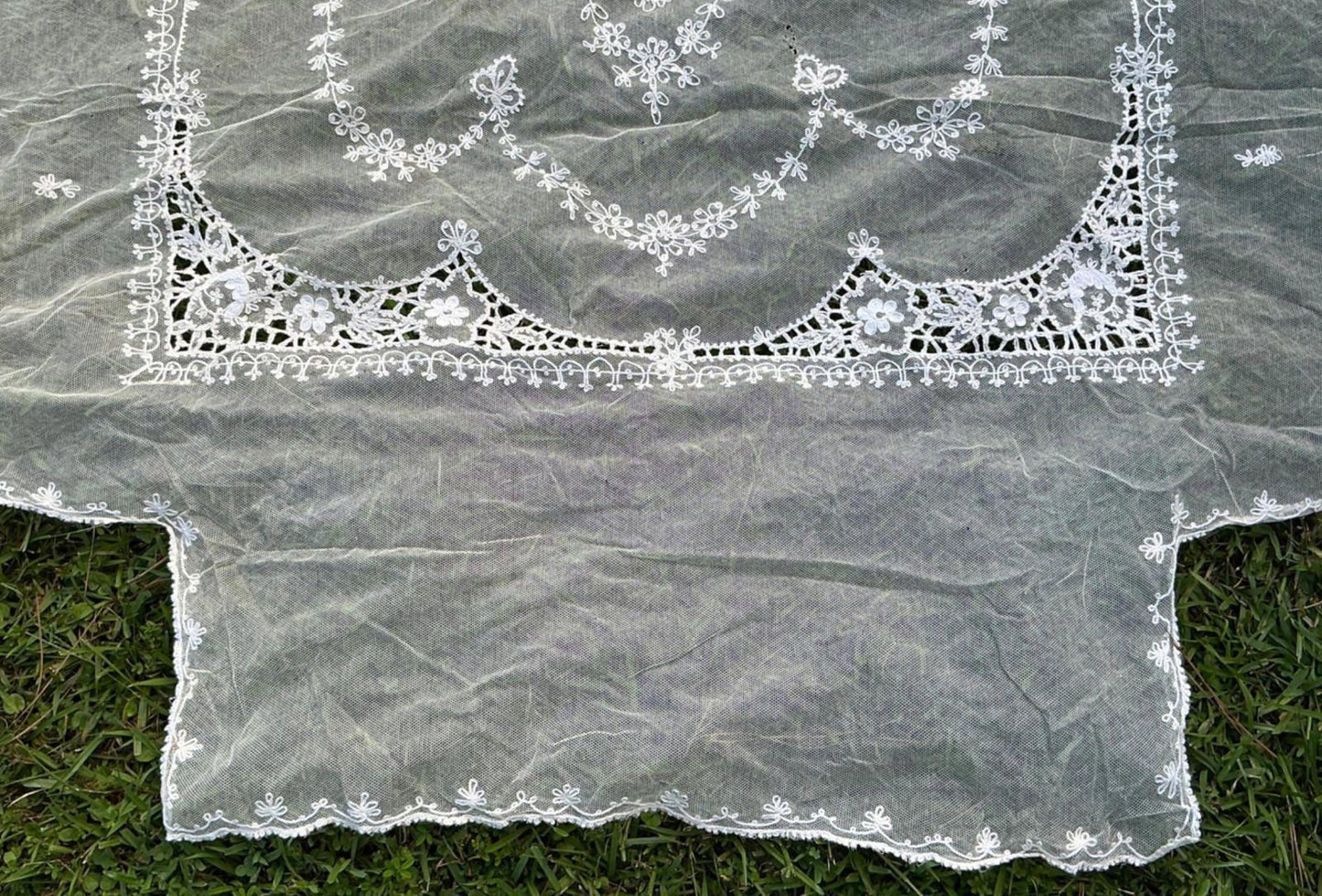 Antique Embroidered Tambour Net Lace Bedspread Edwardian