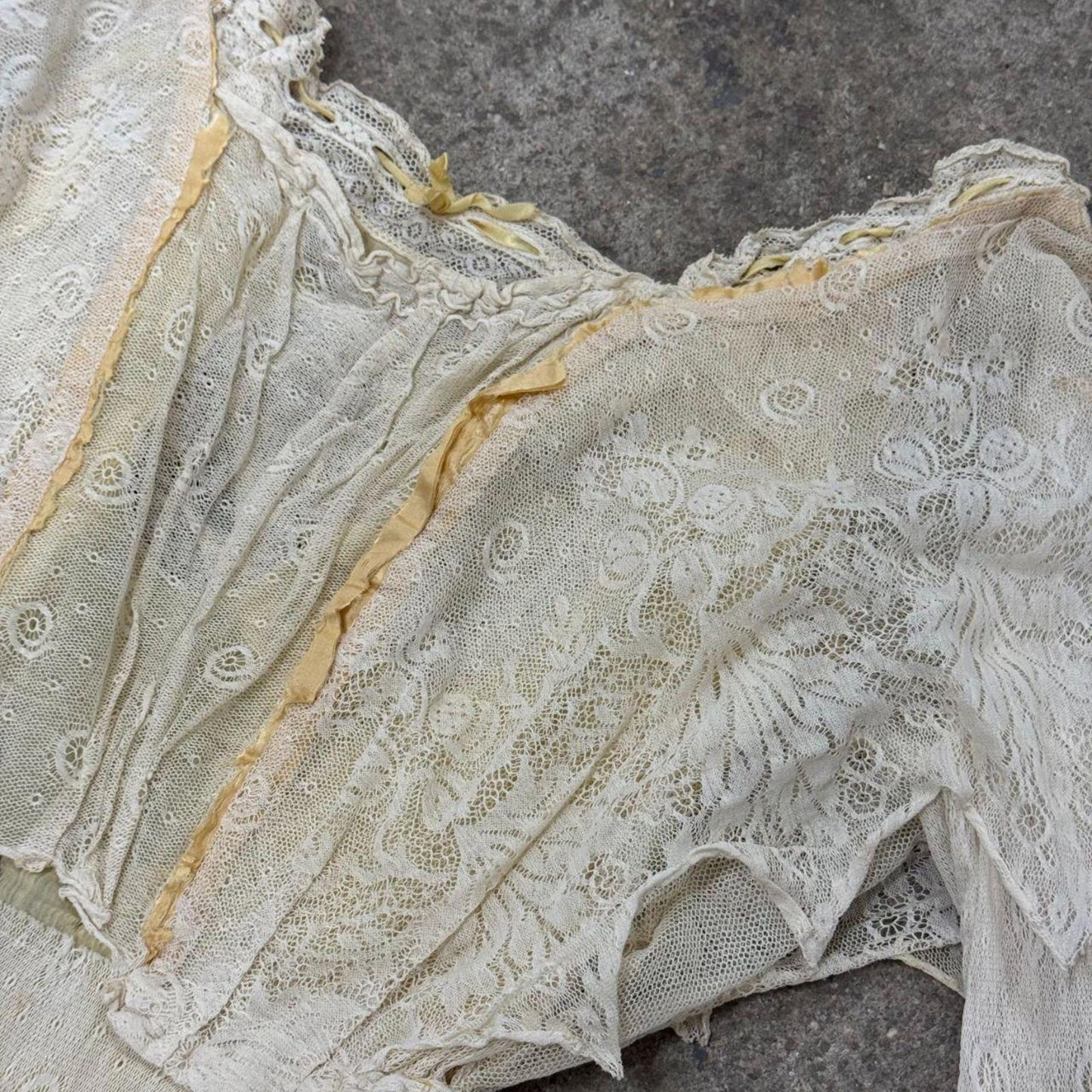 Antique Edwardian Lace Tea Dress / Bridal Wedding