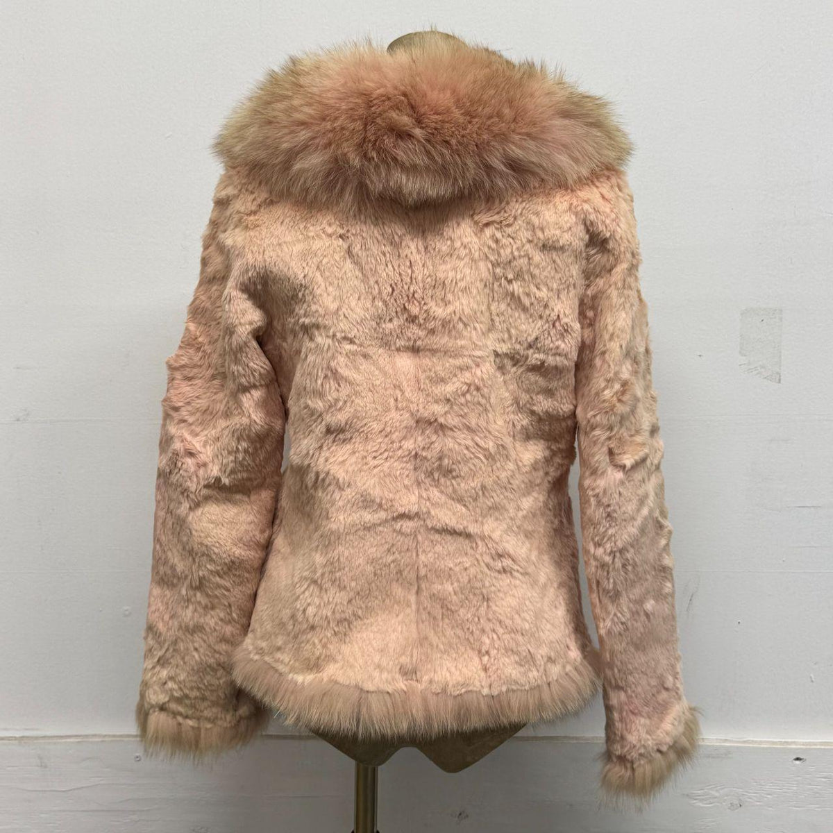 Vintage Y2K Pastel Baby Pink Cropped Rabbit & Fox Fur Jacket Coat