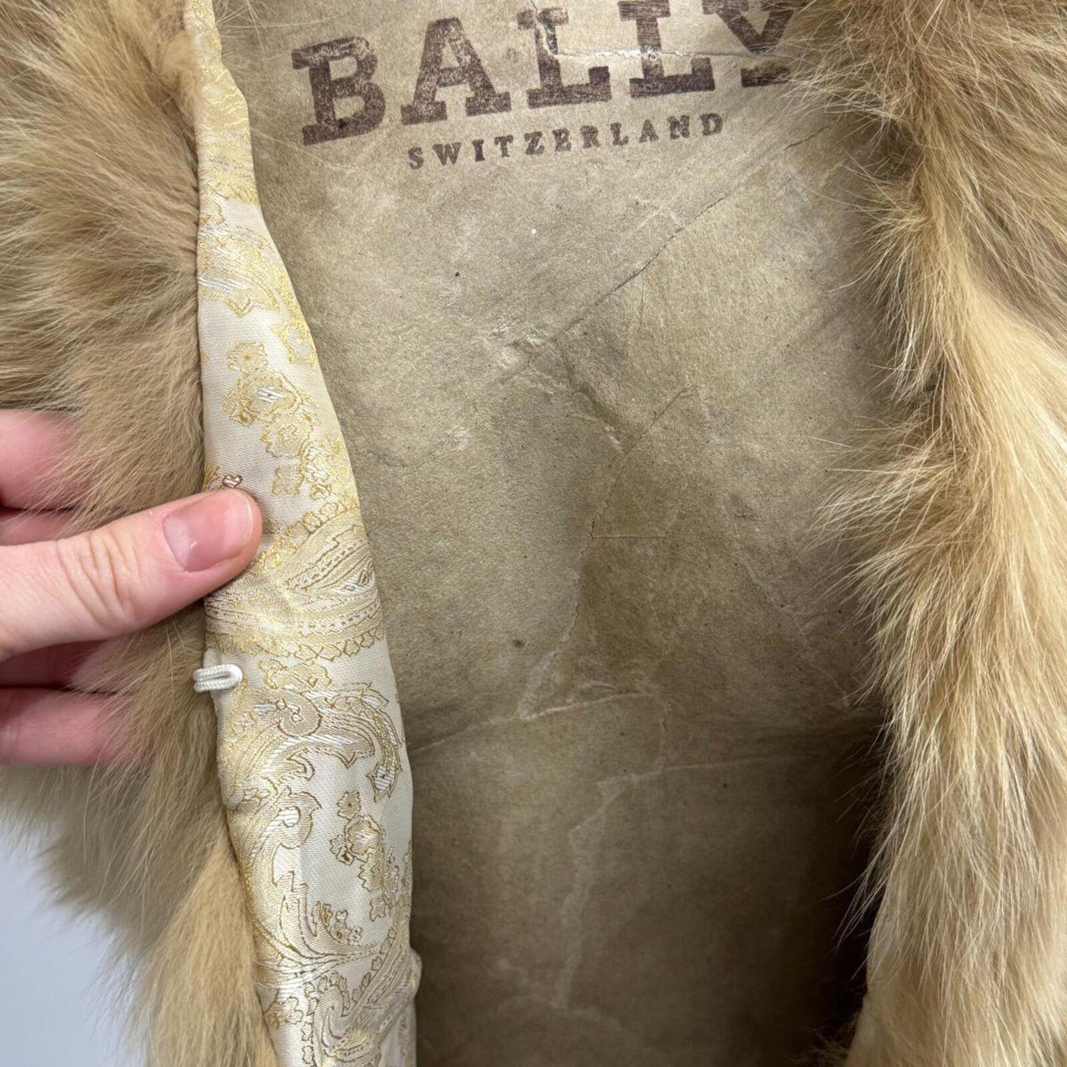 Y2K Vintage Golden Tan Genuine Fox Fur Vest
