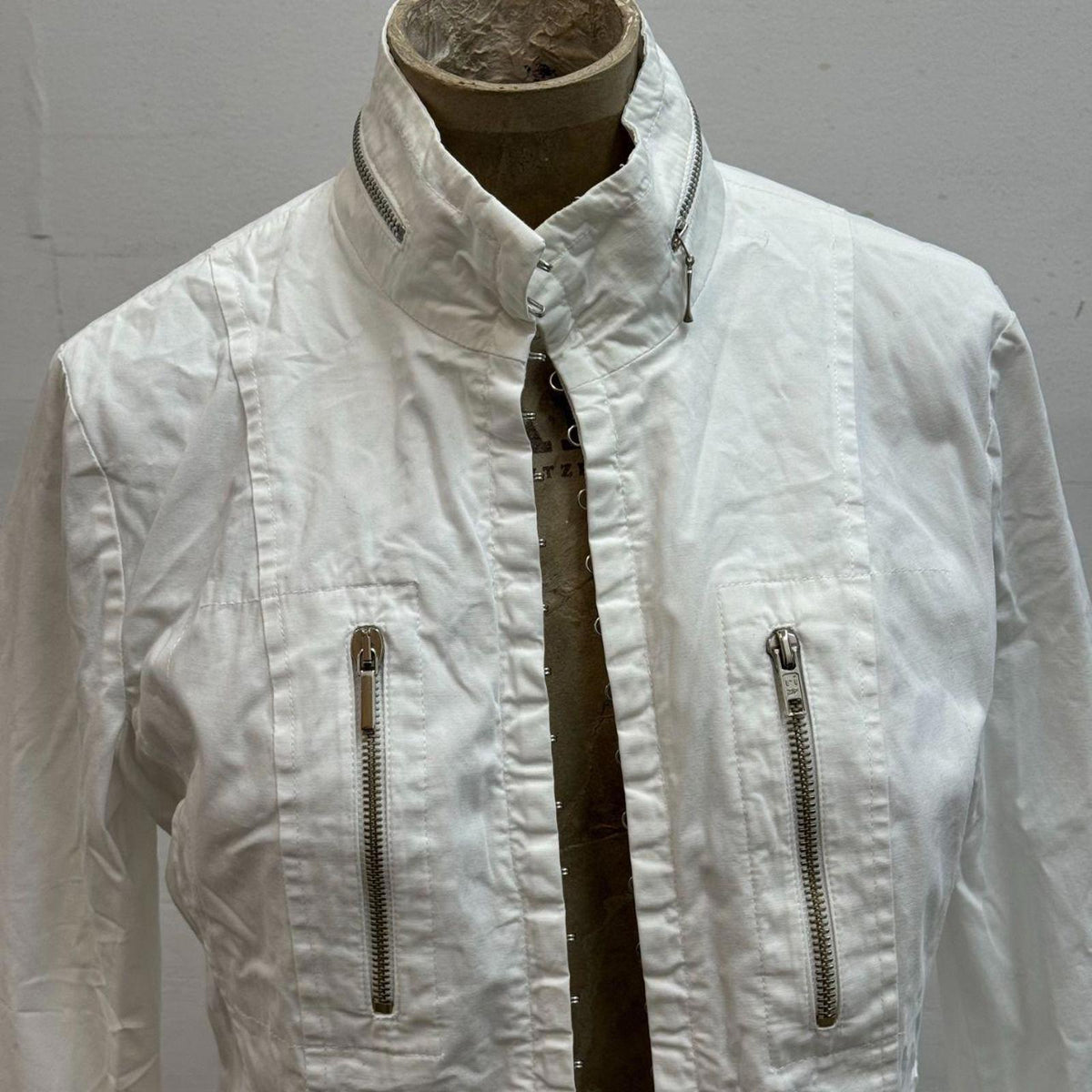 Archival Vintage Celyn B. Elisabetta Franchi White Hook-and-Eye Jacket