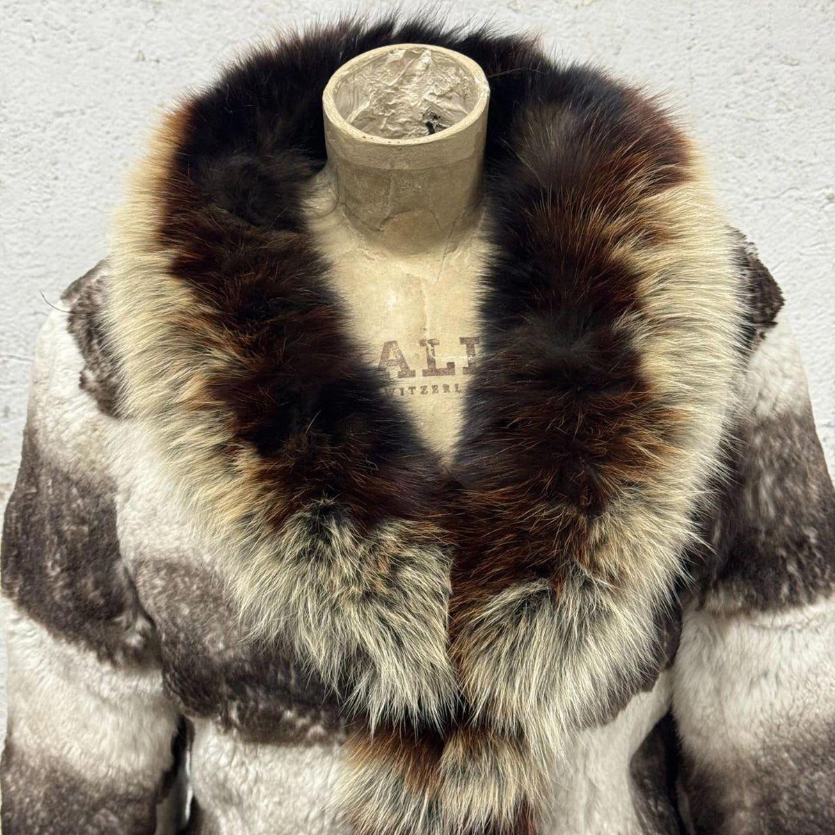 Vintage Y2K Grey Brown Striped Rabbit & Fox Fur Jacket Coat