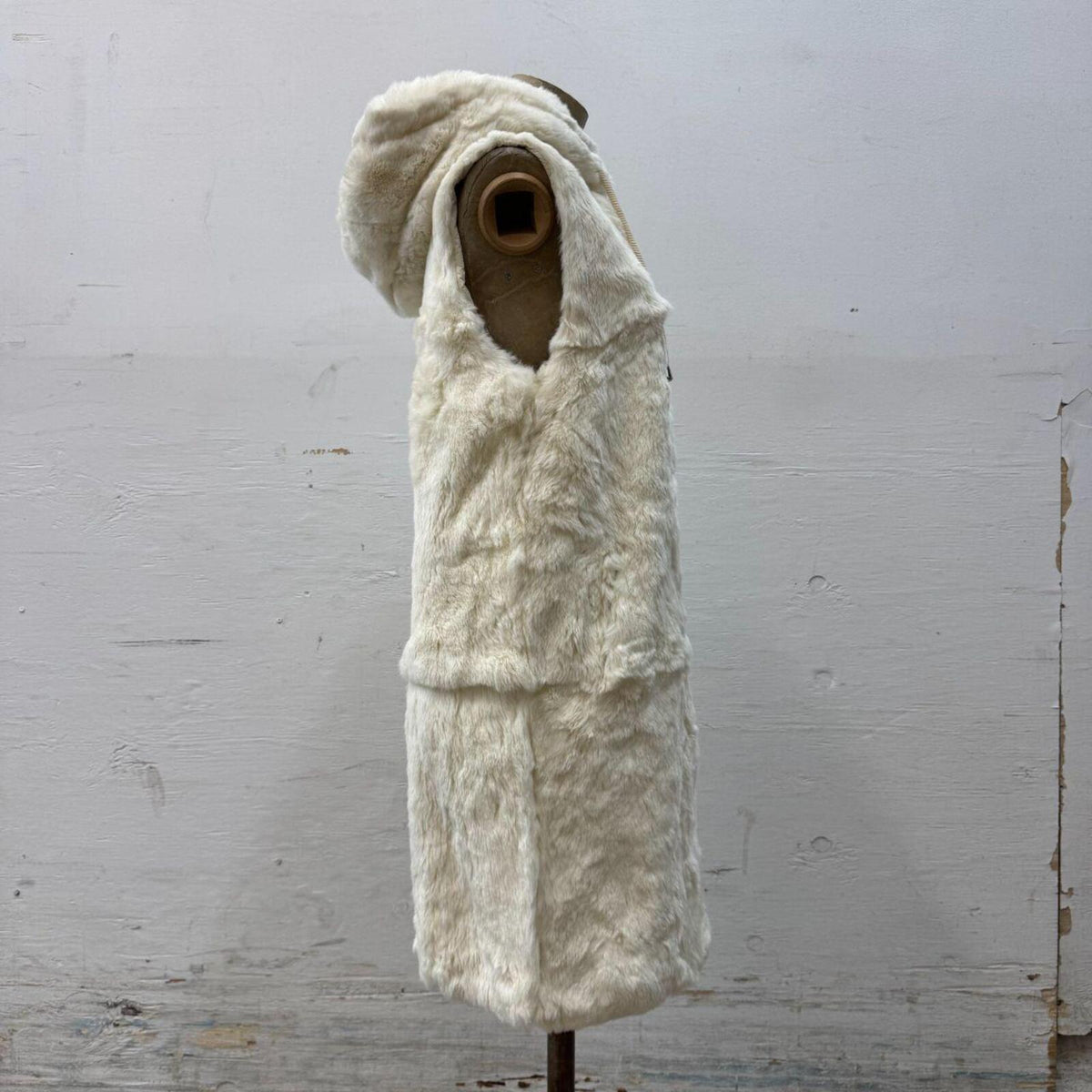 Vintage Y2K Ivory Hooded Rabbit Fur Gilet