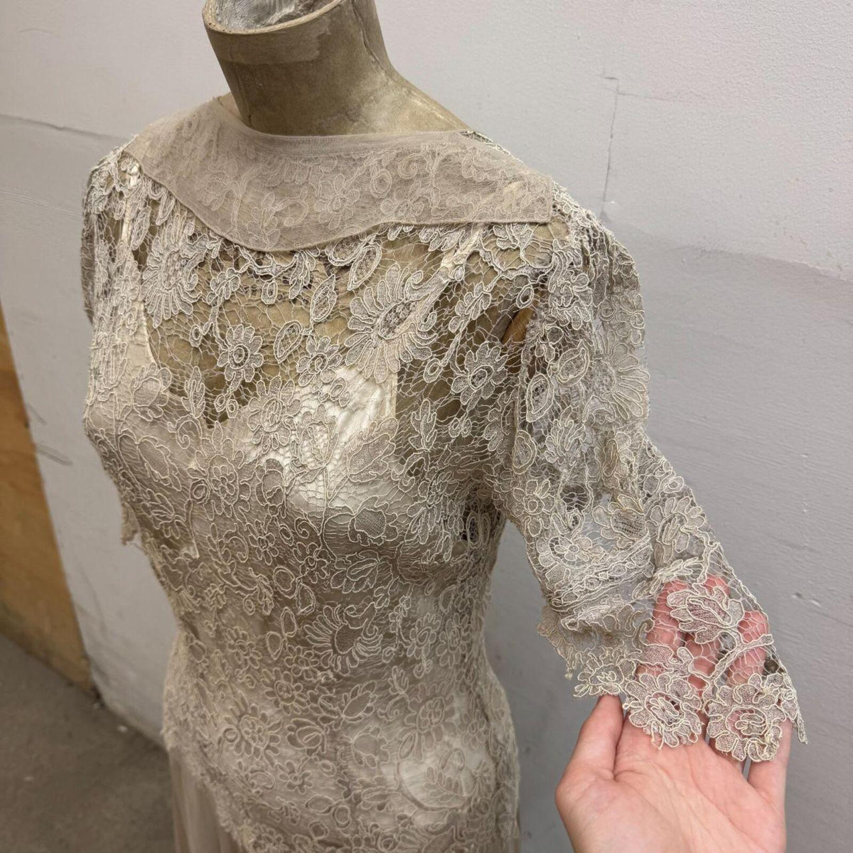 Antique Vintage 30s Livingston Bros. Lace & Silk Chiffon Dress Gown