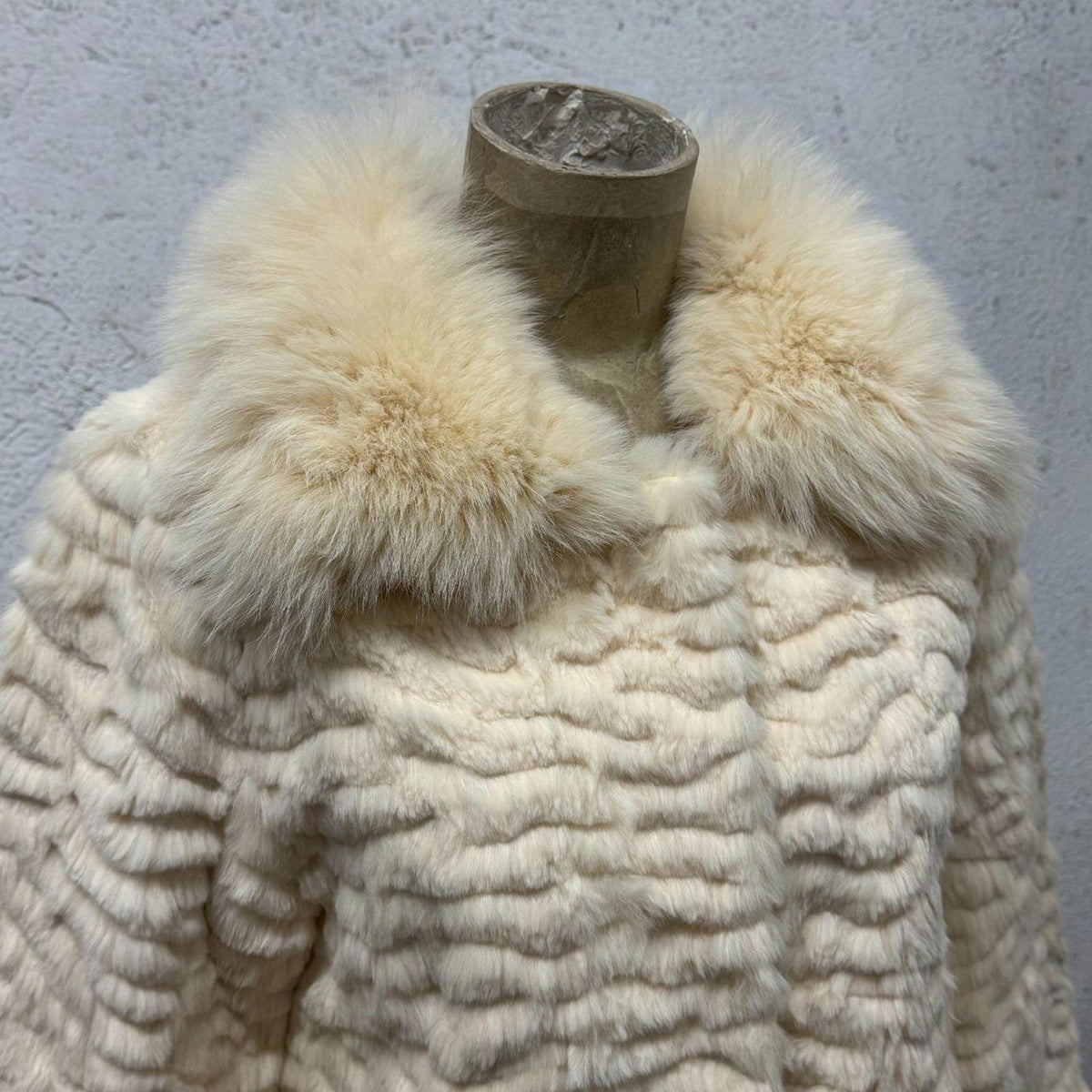 Vintage Y2K Cream Rabbit & Fox Fur Coat