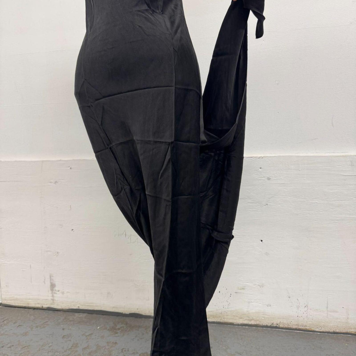 Vintage Y2K il-NAKIBO 100% Silk Cowl Back Maxi Dress Black