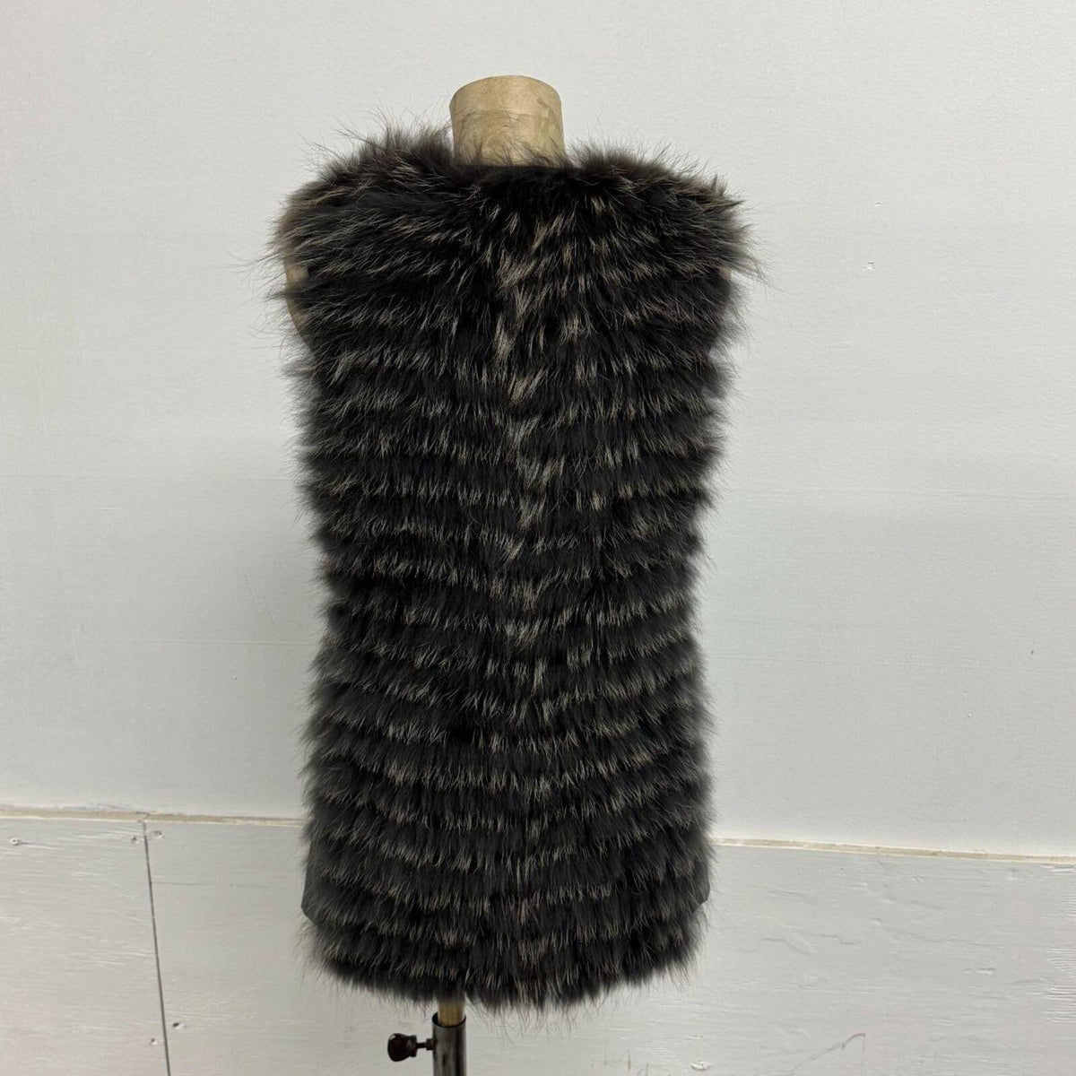 Vintage Y2K Noir Leather & Silver Fox Fur Vest