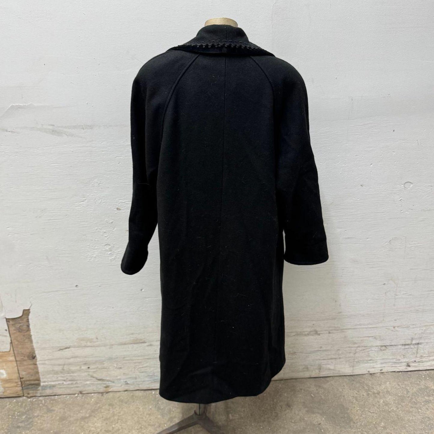 80s Vintage Jofeld Velvet-Trimmed Black Wool Overcoat