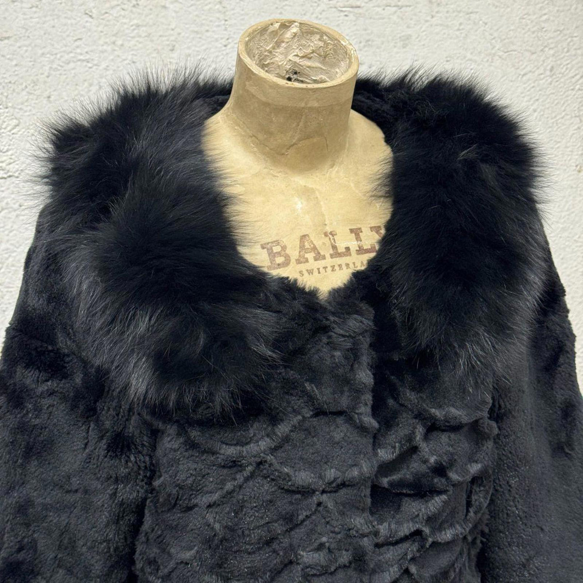 Vintage Y2K Jet-Black Rabbit & Fox Fur Jacket Coat