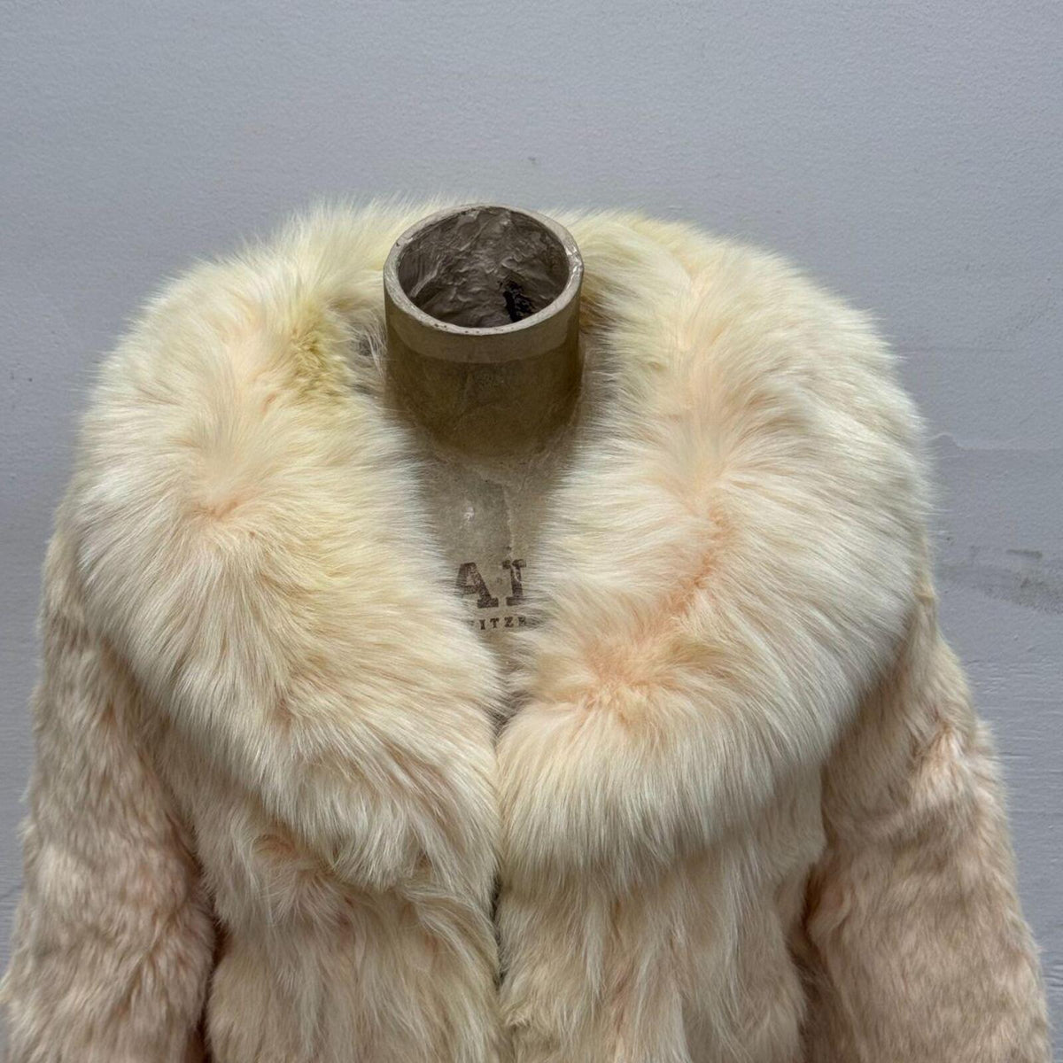 Y2K Vintage Cream Blush Pink Rabbit & Fox Fur Cropped Jacket Coat