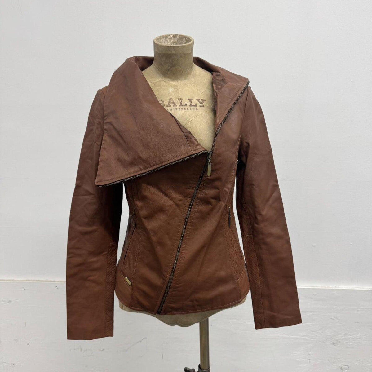 NWT Vintage ONLY Chestnut Leather Funnel Neck Jacket