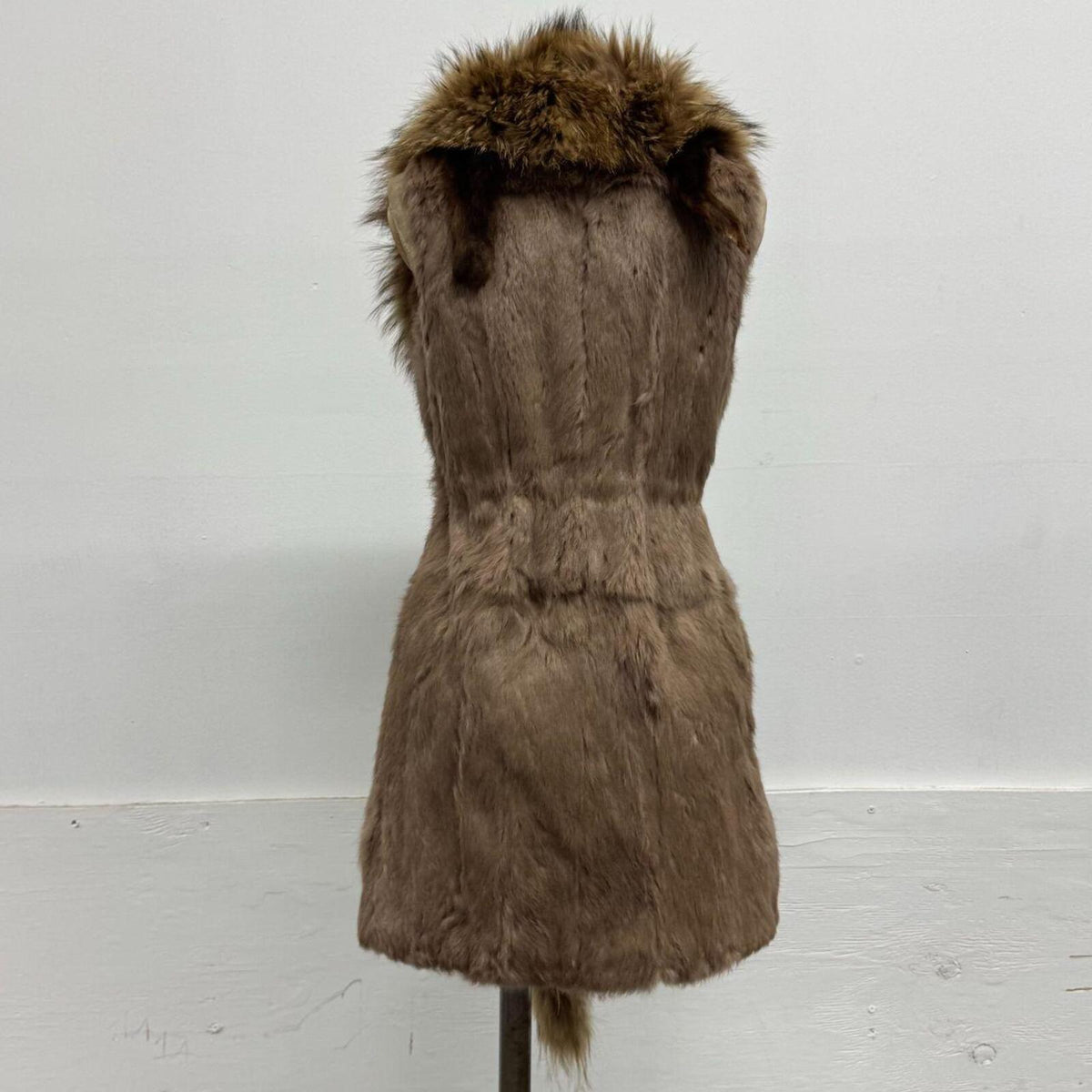 Vintage Y2K Brown Longline Raccoon & Rabbit Fur Vest