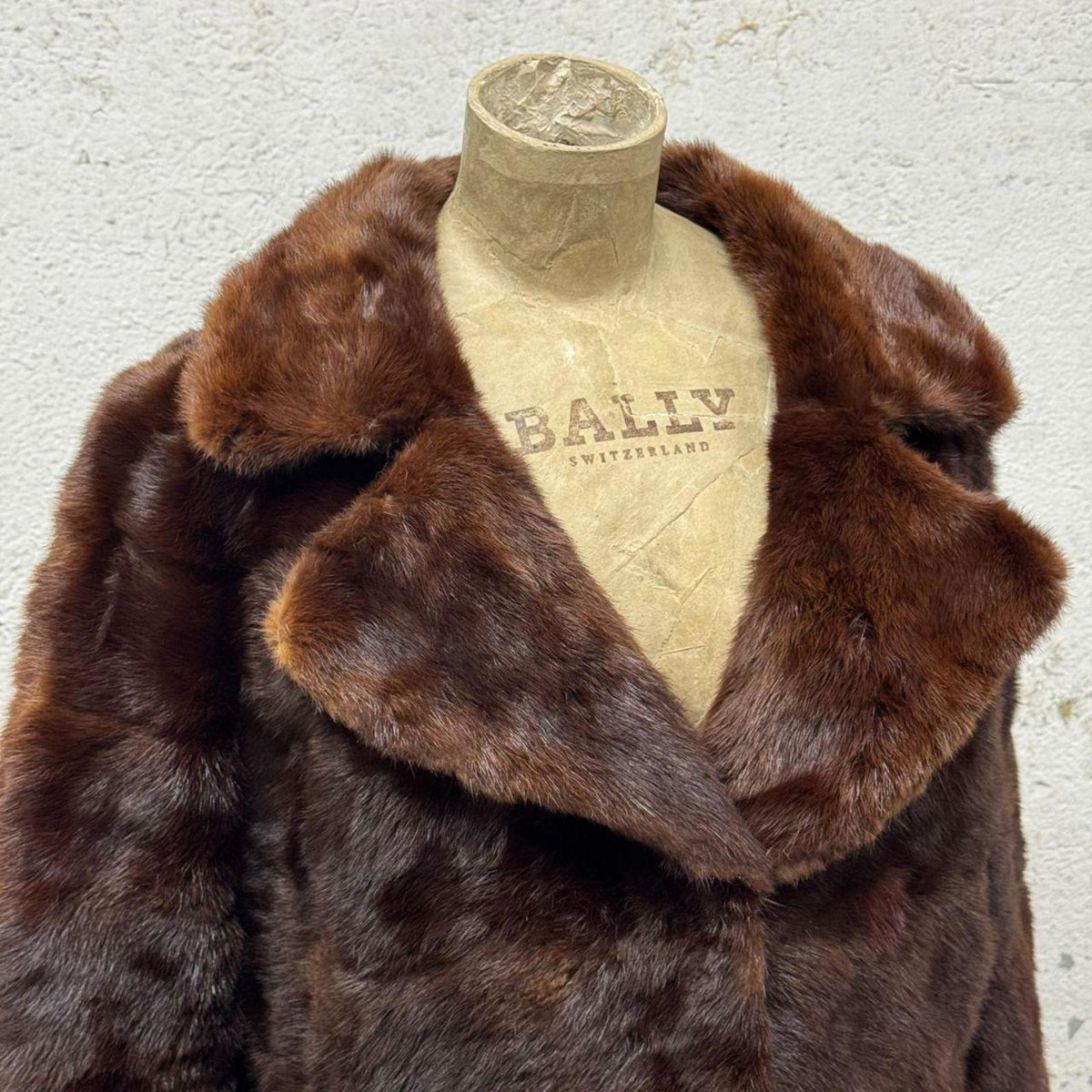 Vintage Mid-Length Glossy Mink Fur Coat