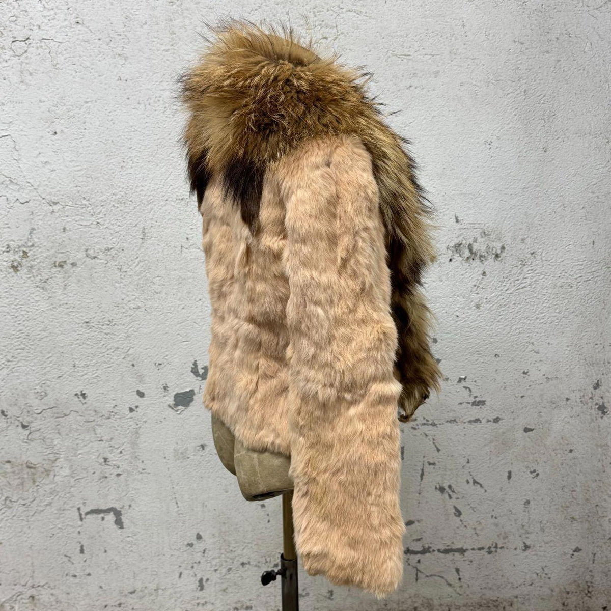 Vintage Y2K Peach Pink Rabbit & Coyote Fur Jacket Coat
