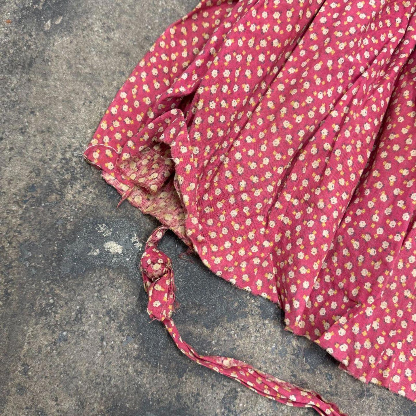 Distressed Vintage 40s does 1800s Edwardian Red Calico Cotton Prairie Maxi Skirt