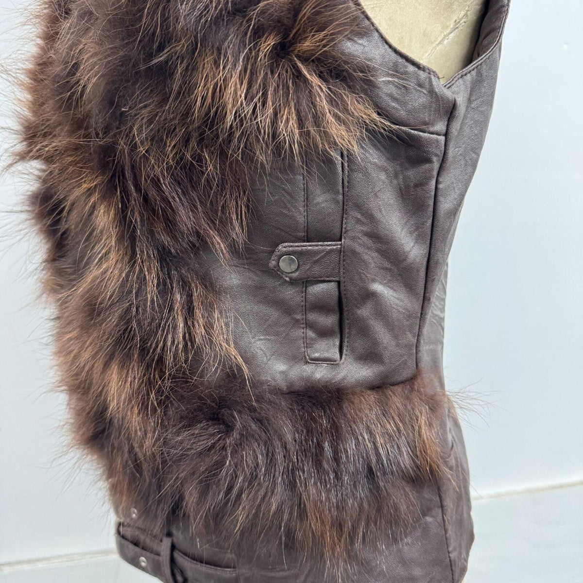 Vintage Y2K Chocolate Leather & Fox Fur Moto Vest