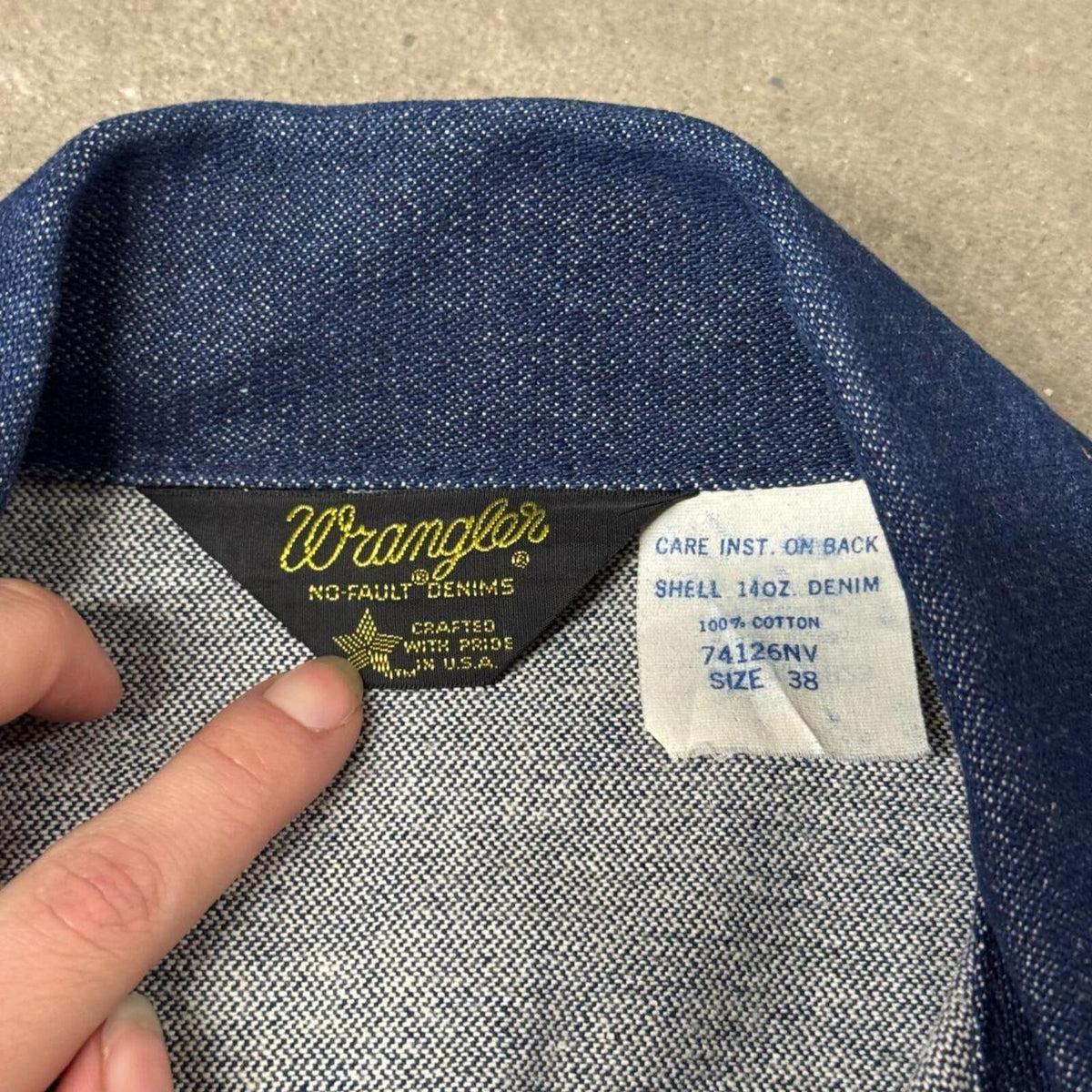 70s Vintage Wrangler "No-Fault" 14oz Denim Jacket 38