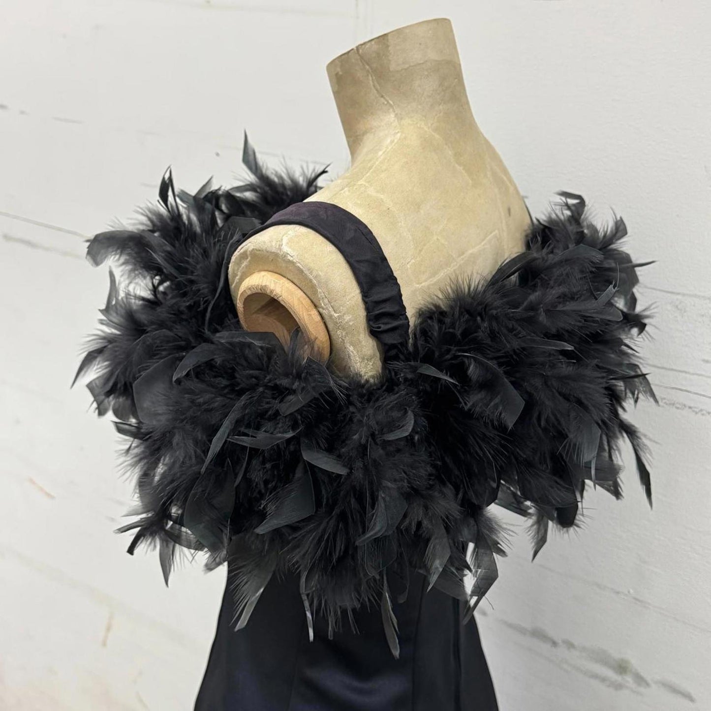 Morgan & Co Vintage 90s Black Feather Prom Gown Dress Sz 3/4