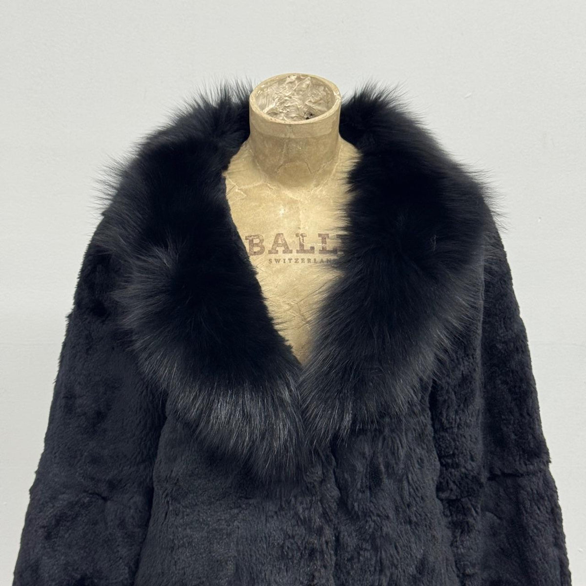 Vintage Y2K Black Rabbit & Fox Fur Jacket Coat