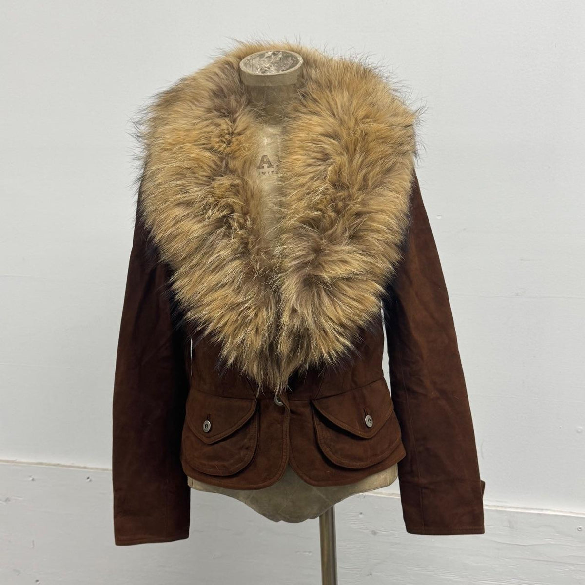 Vintage Folli Follie Italian Brown Suede Leather Jacket w Raccoon Fur Collar