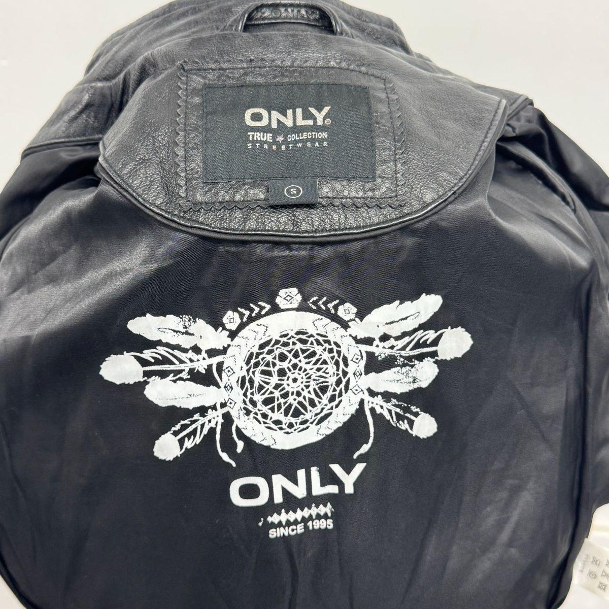 ONLY Cyberpunk Moto Genuine Leather Convertible 2-in-1 Cropped Jacket