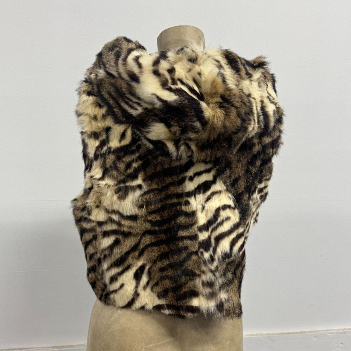 Vintage Y2K Brown Hooded Dyed Rabbit Fur Vest