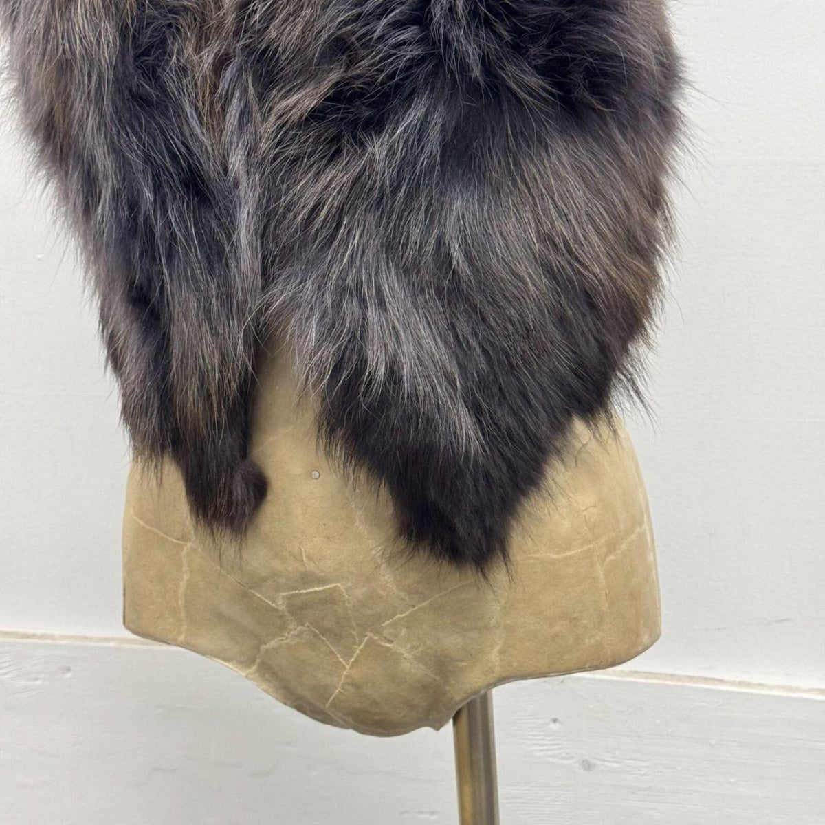 Y2K Vintage Charcoal Gray Genuine Fox Fur Vest