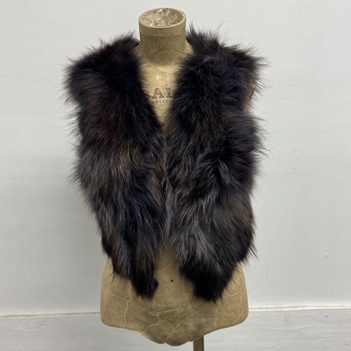 Y2K Vintage Charcoal Gray Genuine Fox Fur Vest
