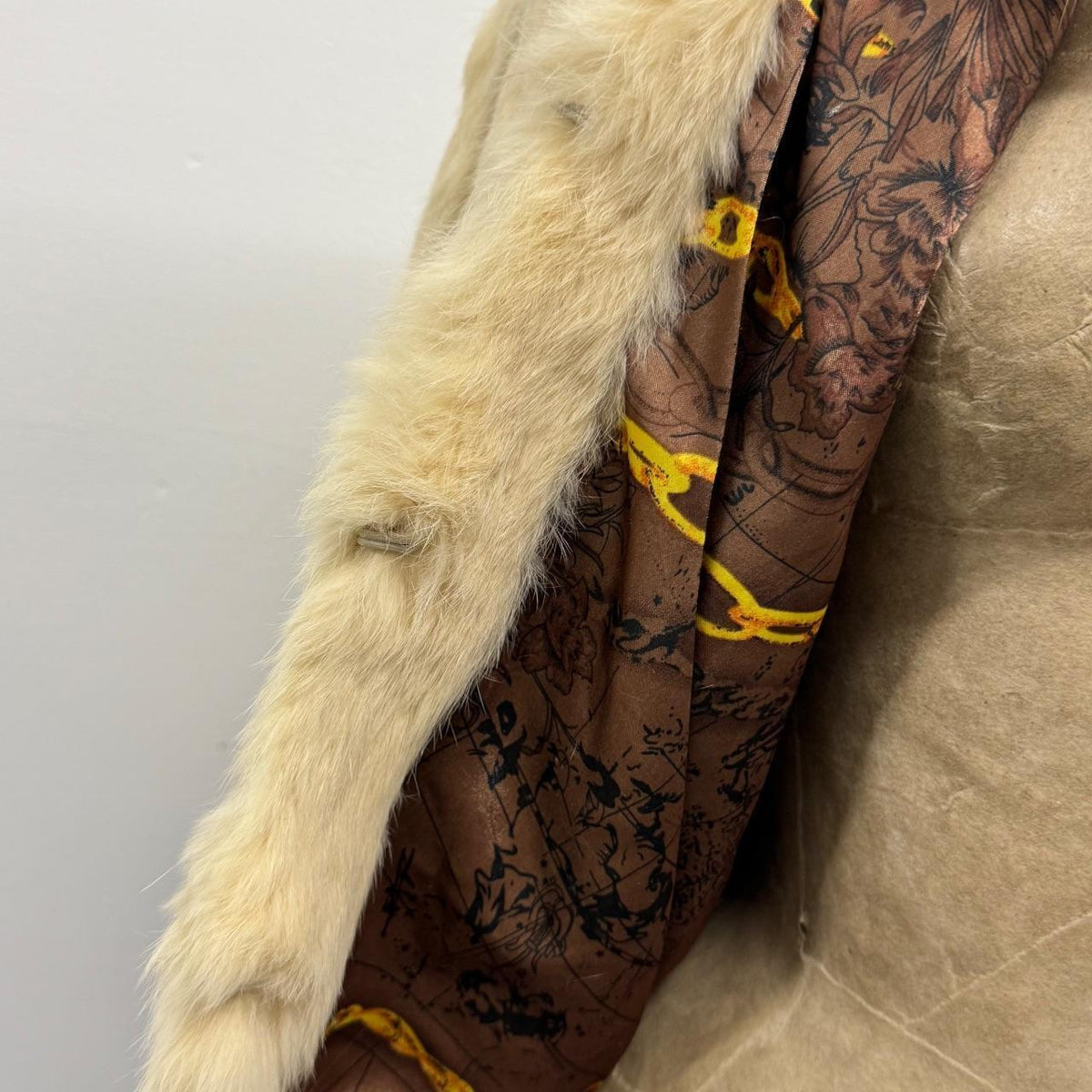 Vintage Y2K Cream Rabbit & Fox Fur Pierced Jacket Coat