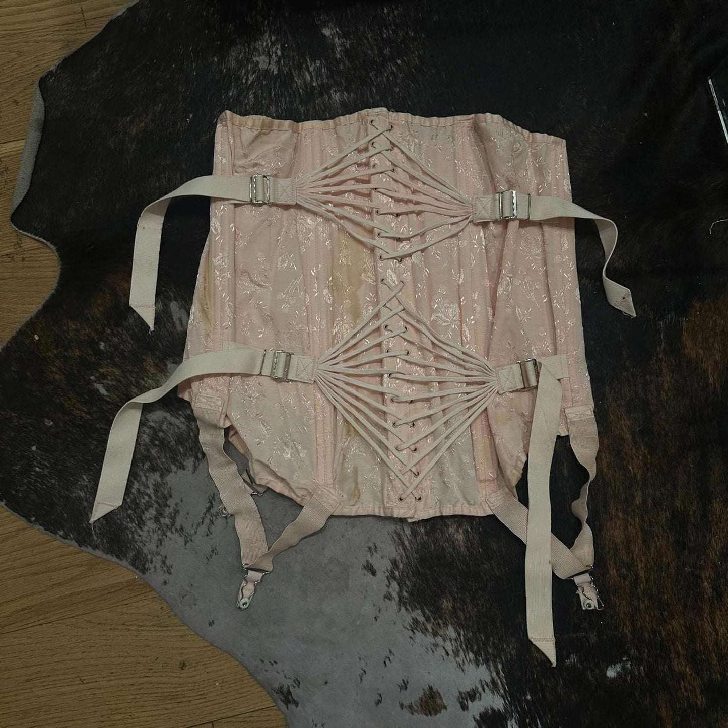True Vintage 1950s 50s Fan Lace Hip Girdle Garter Skirt