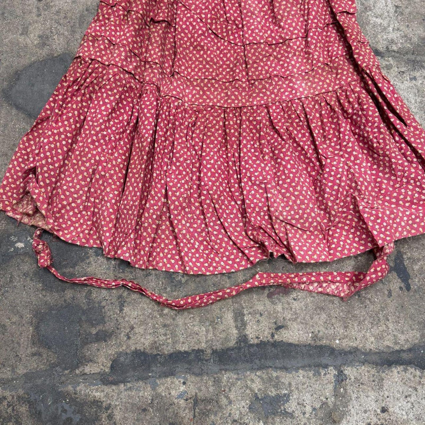 Distressed Vintage 40s does 1800s Edwardian Red Calico Cotton Prairie Maxi Skirt