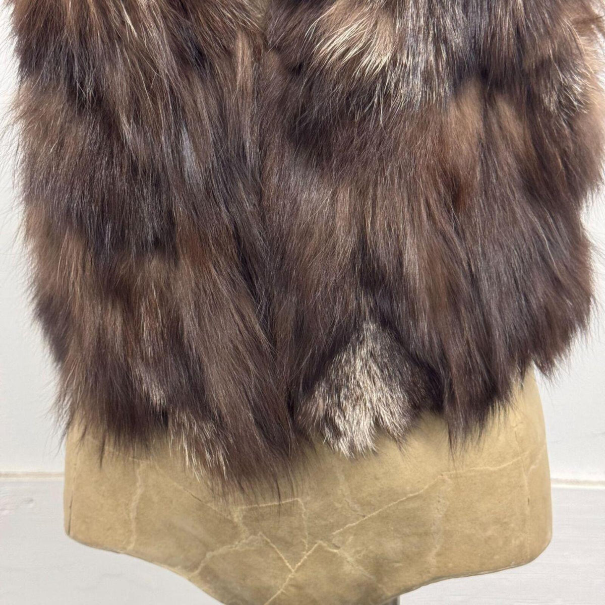 Y2K Vintage Variegated Brown Genuine Fox Fur Vest