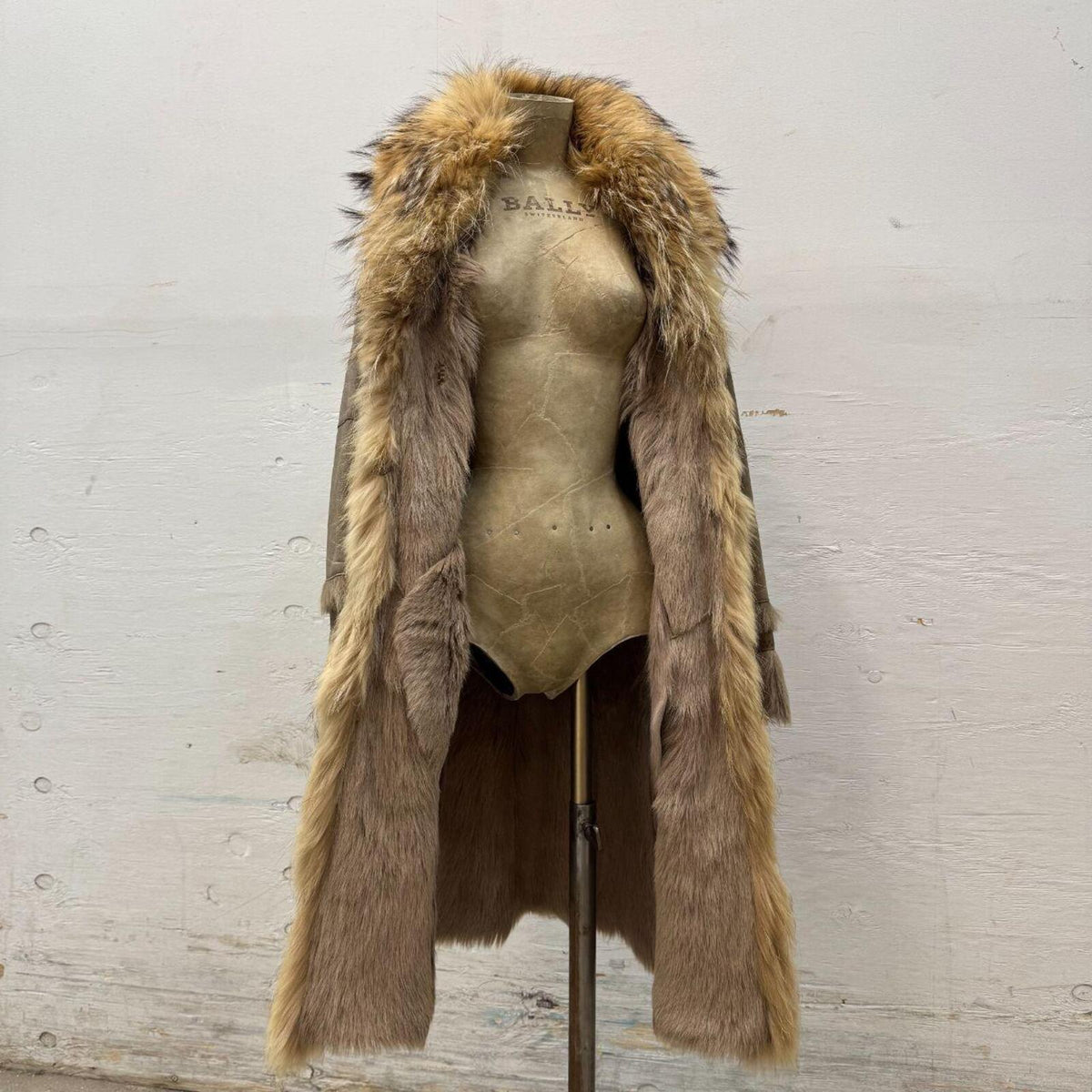 Vintage Emely Essence Raccoon Fur Leather Long Afghan Penny Lane Coat