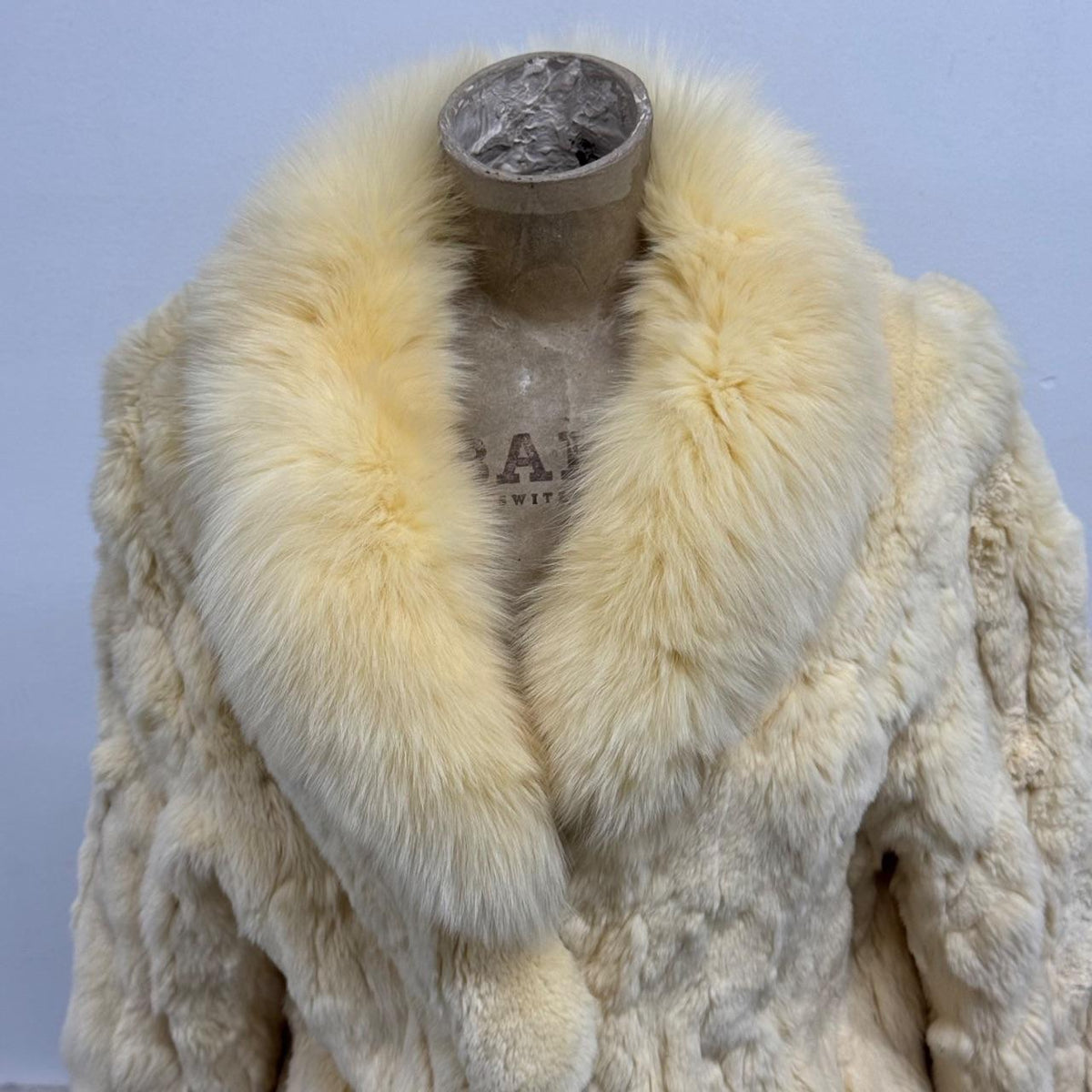 Vintage Y2K Cream Rabbit & Fox Fur Jacket Coat