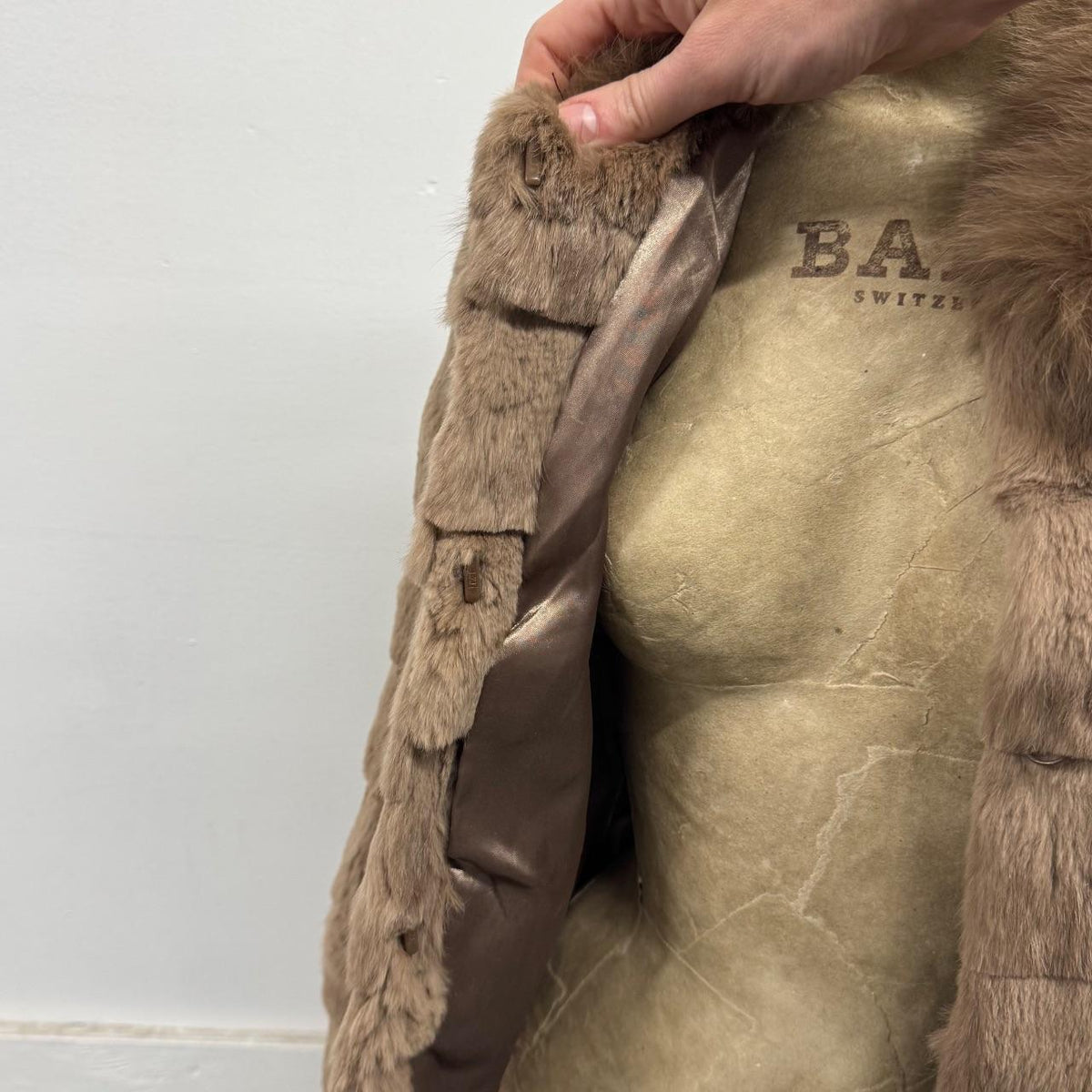 Vintage Y2K Light Brown Rabbit & Fox Fur Jacket Coat
