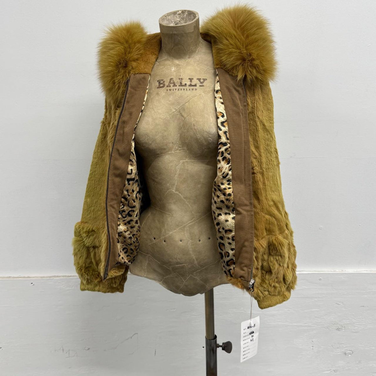 Vintage Y2K Hooded Gold Rabbit & Fox Fur Jacket Coat