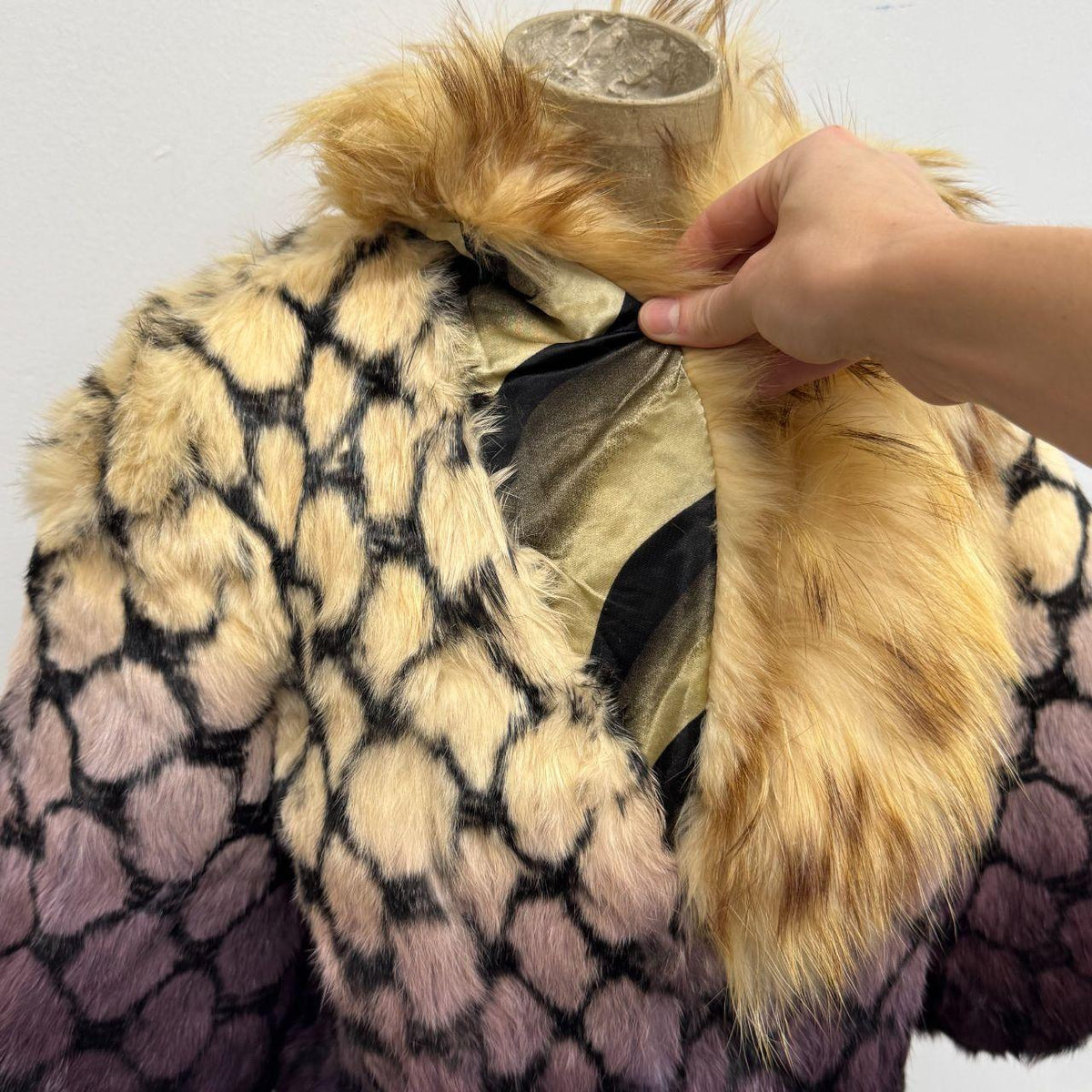 Vintage Y2K Cream Purple Fishnet Print Rabbit & Raccoon Fur Jacket Coat