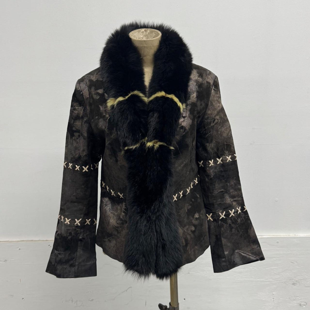 Vintage Y2K Suede Jacket with Fox Fur Collar & Cross-Stitch Details Coat